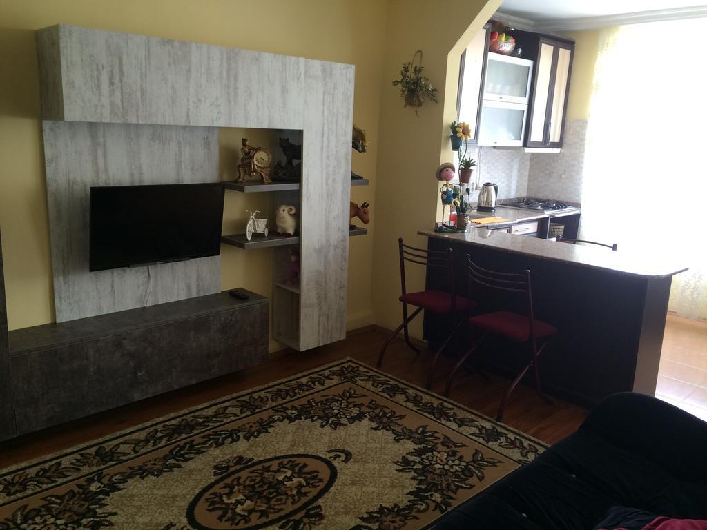 Apartment On Khinikadze 4 Batumi Zewnętrze zdjęcie